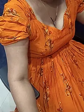 Anuforyou19 online show from 10/18/25, 07:25