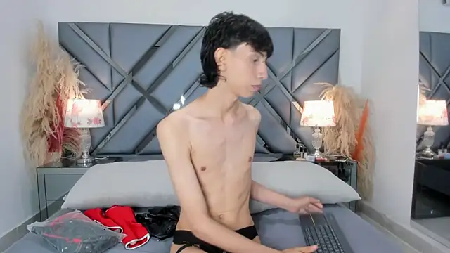 Milan LewisS online show from 10/15/25, 12:38