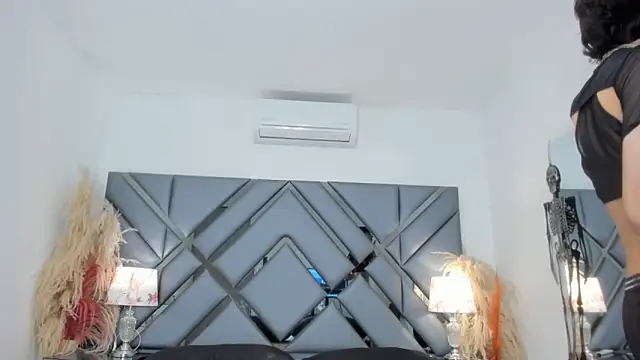 Milan LewisS online show from 10/22/25, 12:05