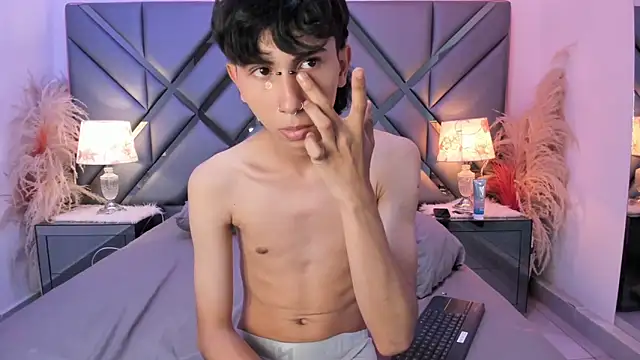 Milan LewisS online show from 04/01/26, 11:55