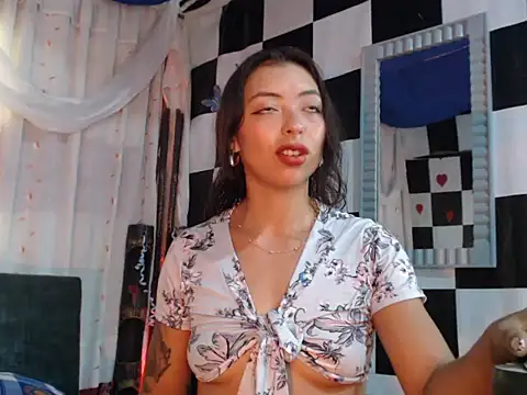 kendraof online show from 11/07/25, 06:08