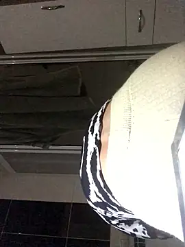 Snapshot of AlevNaz chatting on 01/18/26, 07:12 AlevNaz online show from 01/18/26, 07:12