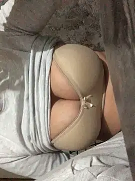 Snapshot of AlevNaz chatting on 02/21/26, 03:24 AlevNaz online show from 02/21/26, 03:24