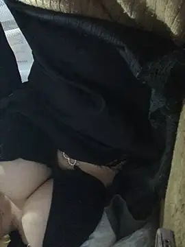 Snapshot of AlevNaz chatting on 02/27/26, 04:18 AlevNaz online show from 02/27/26, 04:18