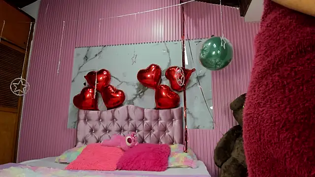 Mindy 19 online show from 03/04/26, 11:00