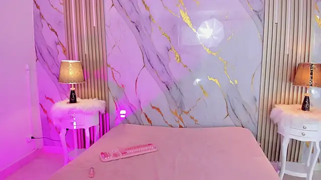 Snapshot of sharon_greey chatting on 11/22/25, 07:57 sharon greey online show from 11/22/25, 07:57