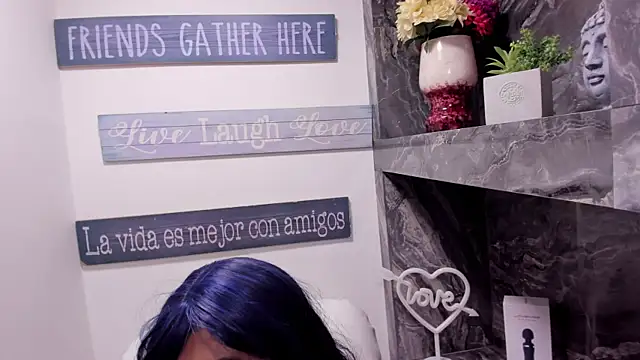 miss   taylor online show from 10/01/25, 06:03