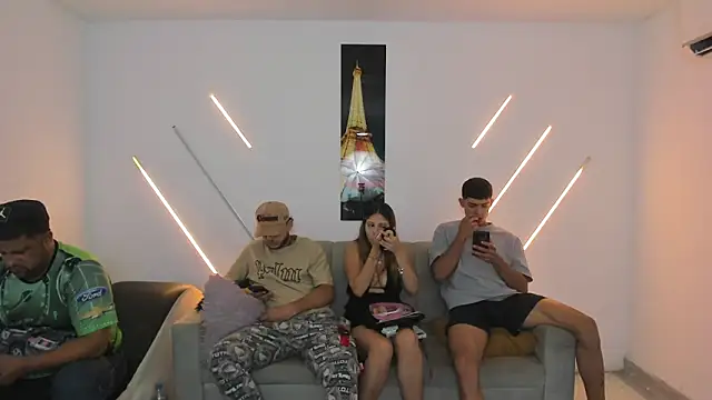 Snapshot of brutal_sex_room2k chatting on 02/06/26, 01:14 brutal sex room2k online show from 02/06/26, 01:14