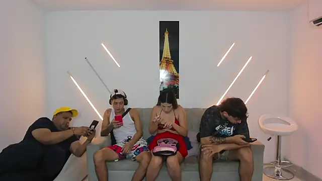 Snapshot of brutal_sex_room2k chatting on 02/13/26, 01:07 brutal sex room2k online show from 02/13/26, 01:07