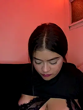 Snapshot of NattashaMore_0719 chatting on 11/16/25, 12:49 NattashaMore 0719 online show from 11/16/25, 12:49