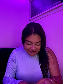 Snapshot of NattashaMore_0719 chatting on 11/22/25, 01:04 NattashaMore 0719 online show from 11/22/25, 01:04