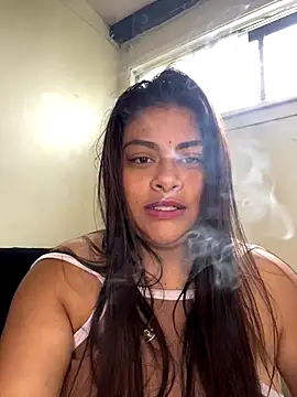 Snapshot of NattashaMore_0719 chatting on 11/23/25, 01:44 NattashaMore 0719 online show from 11/23/25, 01:44