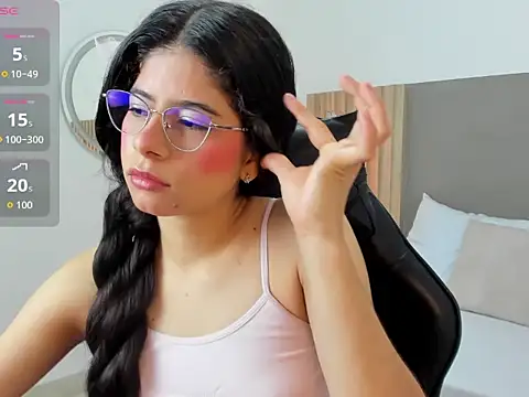 carlina 15 online show from 03/31/26, 12:16