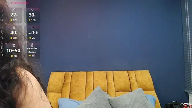 KendraaSimons online show from 05/05/26, 07:44