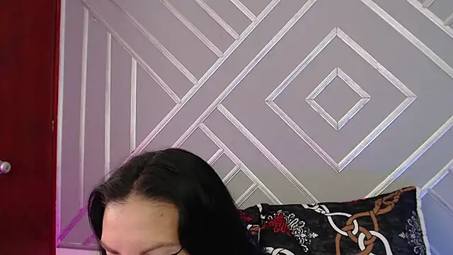 Snapshot of sashabluex chatting on 09/27/25, 08:47 sashabluex online show from 09/27/25, 08:47