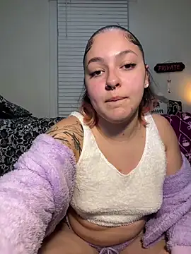 Snapshot of babykalirose chatting on 02/08/26, 05:55 babykalirose online show from 02/08/26, 05:55