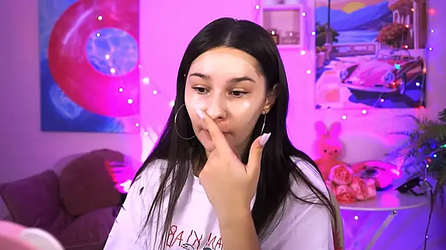 Snapshot of KimClarks_ chatting on 09/15/25, 12:27 KimClarks  online show from 09/15/25, 12:27