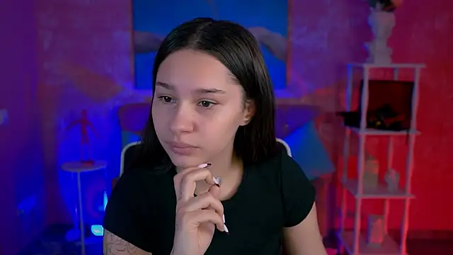 Snapshot of KimClarks_ chatting on 10/06/25, 08:12 KimClarks  online show from 10/06/25, 08:12