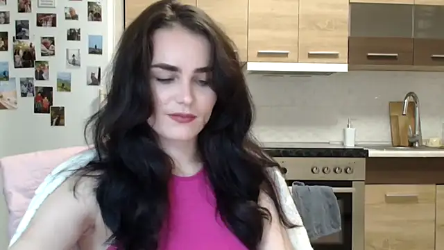 Silviaa a online show from 12/04/25, 07:55