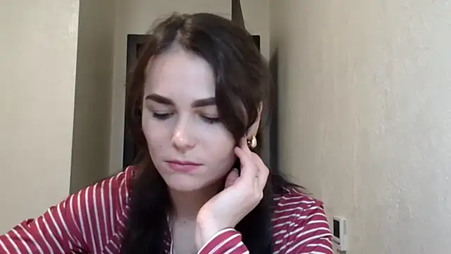 Silviaa a online show from 12/15/25, 02:21