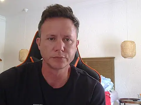 Snapshot of TroyDieselXXX chatting on 12/01/25, 06:51 TroyDieselXXX online show from 12/01/25, 06:51