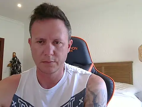 Snapshot of TroyDieselXXX chatting on 01/07/26, 12:18 TroyDieselXXX online show from 01/07/26, 12:18