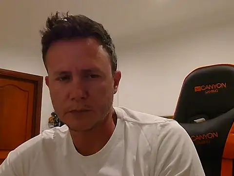 Snapshot of TroyDieselXXX chatting on 01/12/26, 05:29 TroyDieselXXX online show from 01/12/26, 05:29