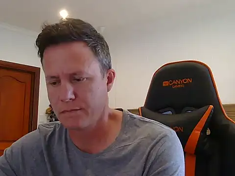 Snapshot of TroyDieselXXX chatting on 01/16/26, 06:50 TroyDieselXXX online show from 01/16/26, 06:50