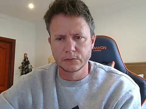 Snapshot of TroyDieselXXX chatting on 02/01/26, 04:55 TroyDieselXXX online show from 02/01/26, 04:55