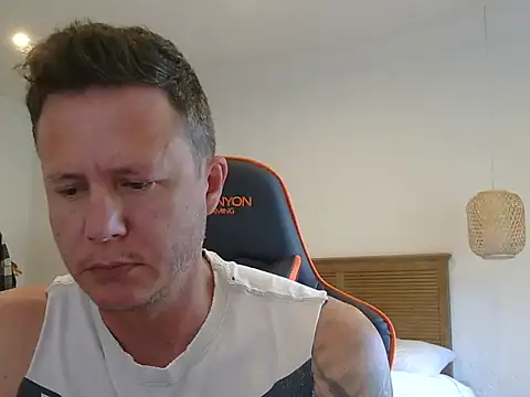 Snapshot of TroyDieselXXX chatting on 02/05/26, 05:34 TroyDieselXXX online show from 02/05/26, 05:34