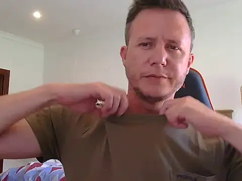 Snapshot of TroyDieselXXX chatting on 02/10/26, 07:34 TroyDieselXXX online show from 02/10/26, 07:34