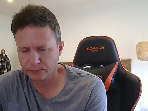 Snapshot of TroyDieselXXX chatting on 02/19/26, 05:36 TroyDieselXXX online show from 02/19/26, 05:36