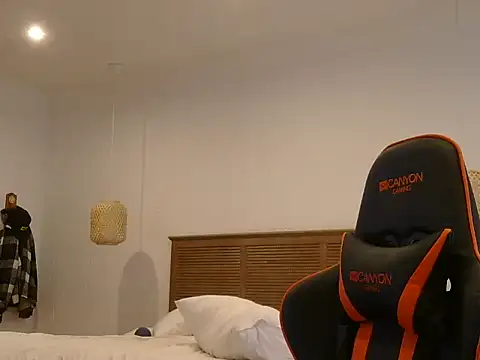 Snapshot of TroyDieselXXX chatting on 02/25/26, 08:46 TroyDieselXXX online show from 02/25/26, 08:46