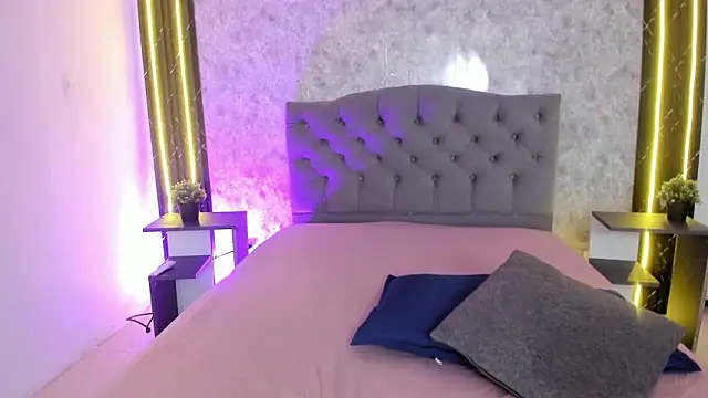 Snapshot of GiannaSlimJB chatting on 02/26/26, 07:35 GiannaSlimJB online show from 02/26/26, 07:35