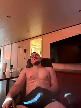 Snapshot of egor7777yd chatting on 11/04/25, 11:42 egor7777yd online show from 11/04/25, 11:42