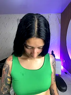 Snapshot of Scaarlettfox chatting on 11/12/25, 06:41 Scaarlettfox online show from 11/12/25, 06:41