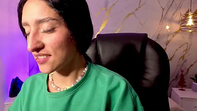 Scaarlettfox online show from 02/17/26, 07:20