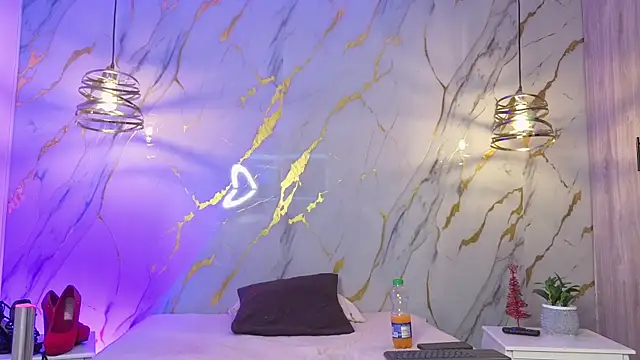 Scaarlettfox online show from 02/25/26, 07:45