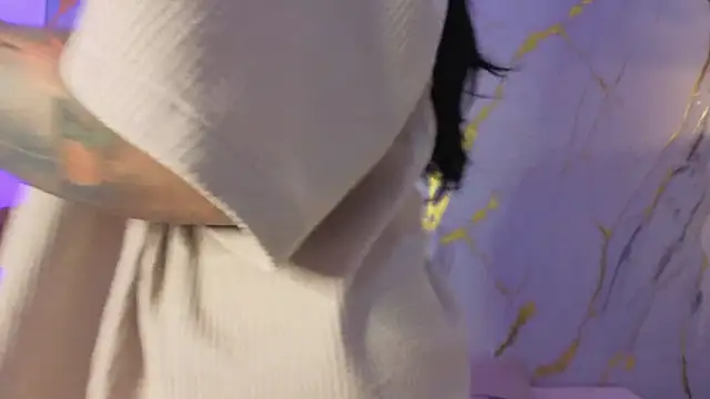 Scaarlettfox online show from 03/17/26, 07:39