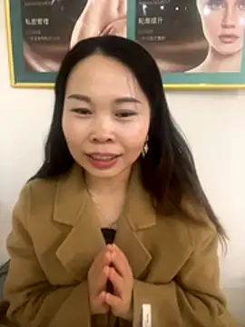 Snapshot of xlj4523 chatting on 11/15/25, 04:03 xlj4523 online show from 11/15/25, 04:03