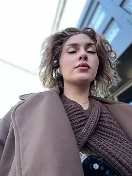 Snapshot of KellyKeler chatting on 10/17/25, 11:24 KellyKeler online show from 10/17/25, 11:24