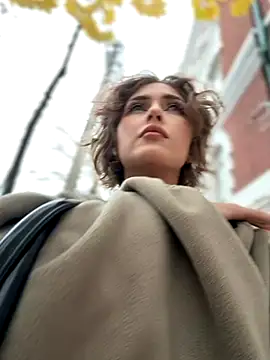 Snapshot of KellyKeler chatting on 11/09/25, 12:58 KellyKeler online show from 11/09/25, 12:58