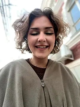 Snapshot of KellyKeler chatting on 11/26/25, 11:44 KellyKeler online show from 11/26/25, 11:44