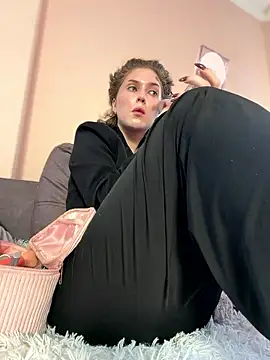 Snapshot of KellyKeler chatting on 01/15/26, 10:20 KellyKeler online show from 01/15/26, 10:20