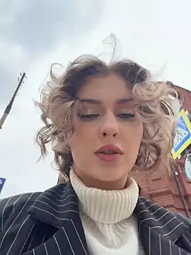 Snapshot of KellyKeler chatting on 02/18/26, 01:29 KellyKeler online show from 02/18/26, 01:29