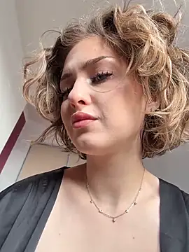 Snapshot of KellyKeler chatting on 02/28/26, 12:39 KellyKeler online show from 02/28/26, 12:39