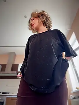 KellyKeler online show from 03/25/26, 10:10