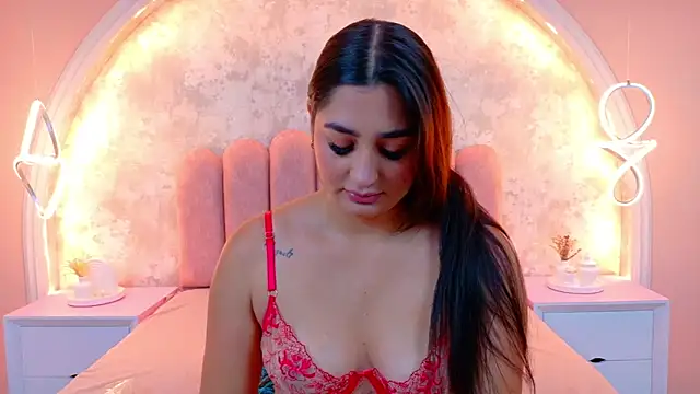 JasmineRhodes online show from 11/04/25, 12:59