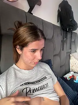 Snapshot of AllieYourGirl chatting on 11/28/25, 09:28 AllieYourGirl online show from 11/28/25, 09:28