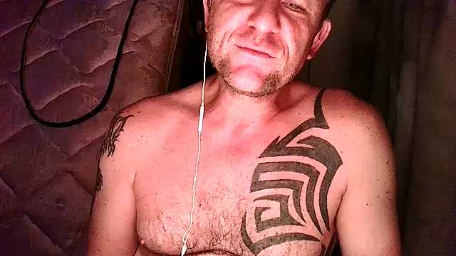 Snapshot of Yournaughty chatting on 06/10/26, 05:18 Yournaughty online show from 06/10/26, 05:18